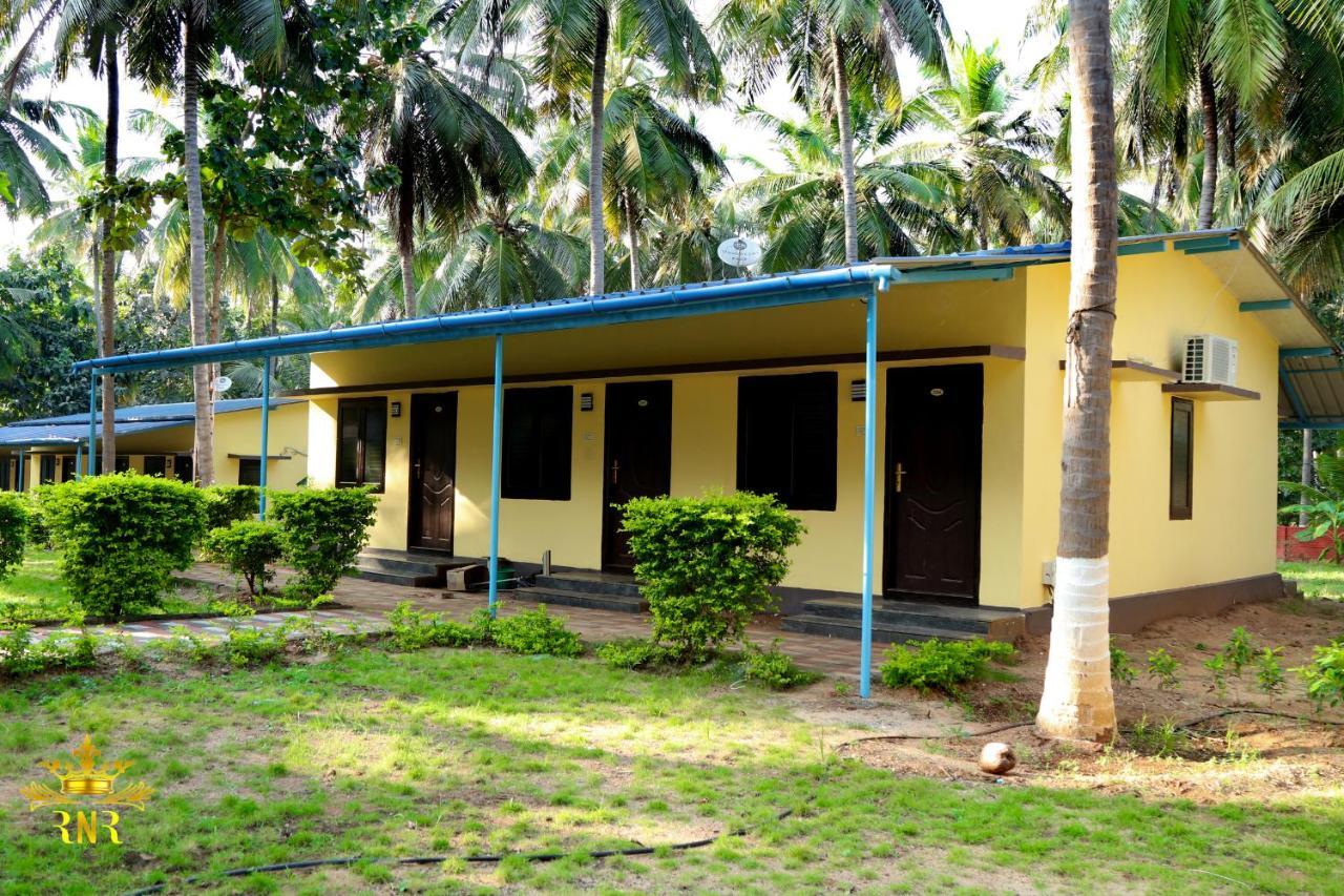 Royal Nature Resort Pollachi Exterior photo