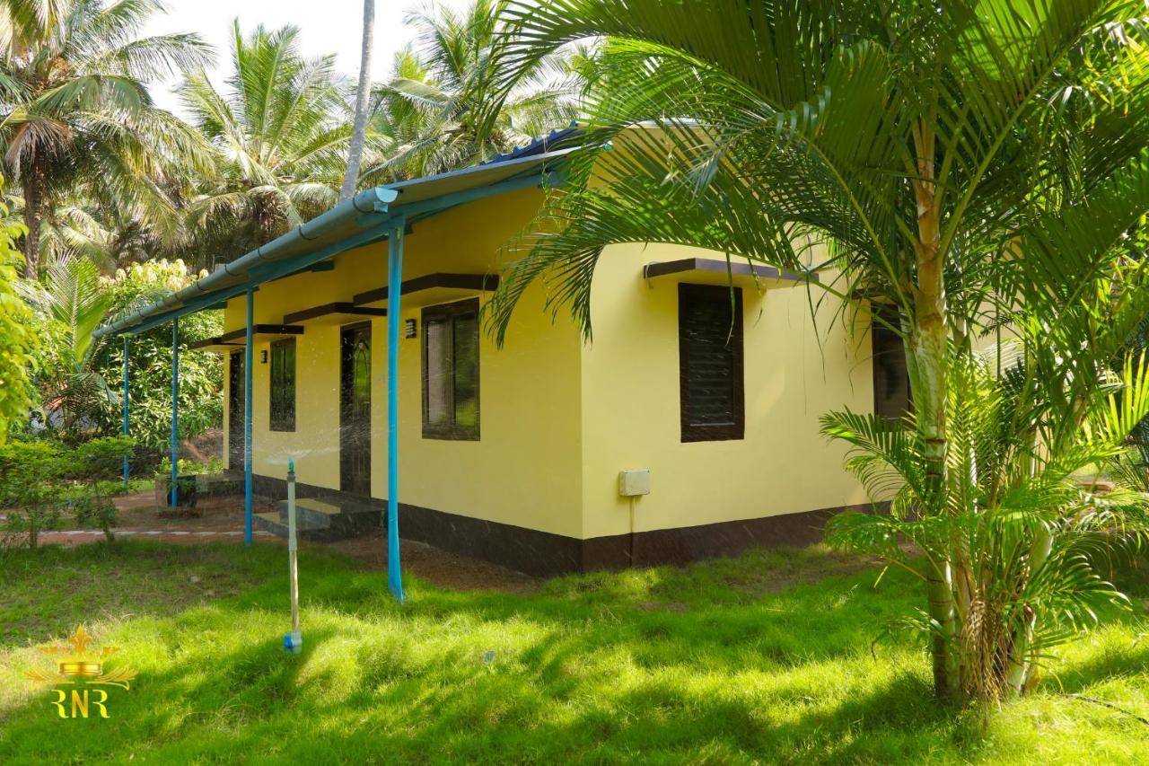 Royal Nature Resort Pollachi Exterior photo