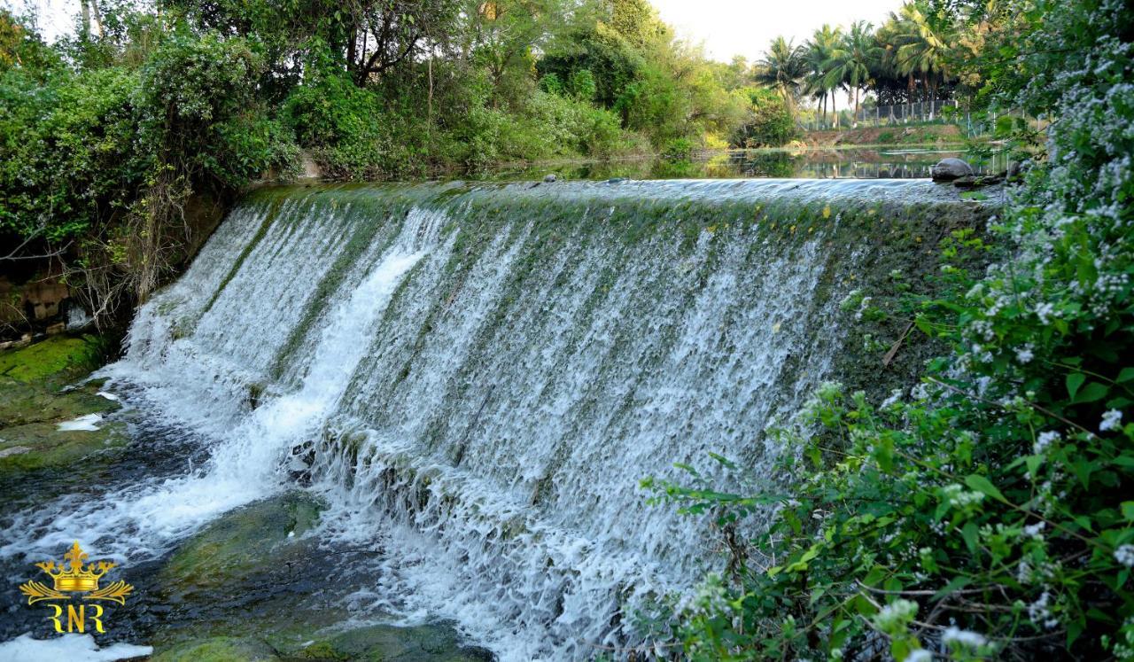 Royal Nature Resort Pollachi Exterior photo